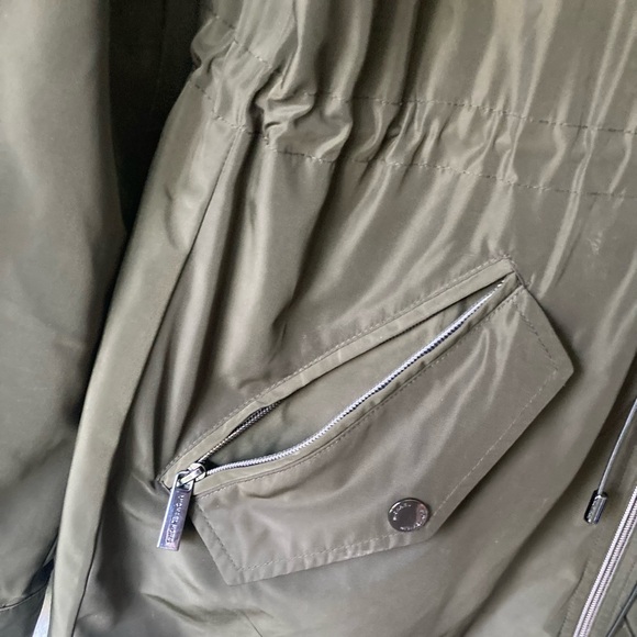 Michael Kors Black Polyester Windbreak Waterproof Hooded Parka Jacket size M - Picture 6 of 15